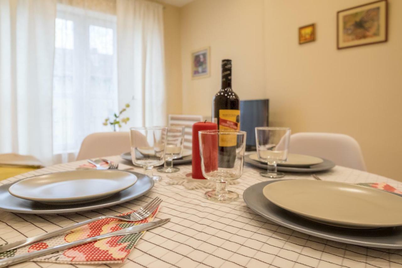 Modern 2 Bedroom Apartment Next To Vitosha Str. Σόφια Εξωτερικό φωτογραφία