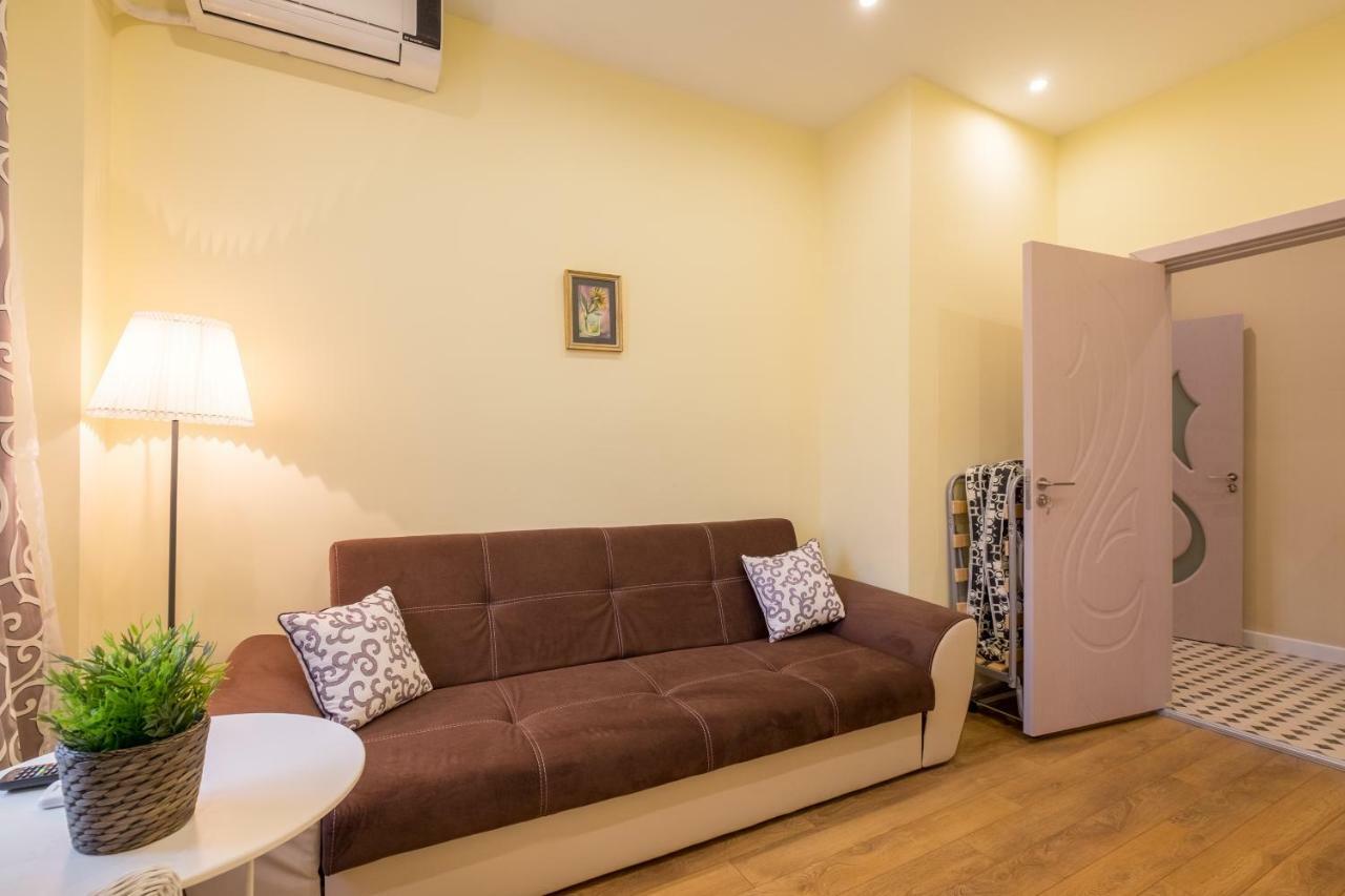 Modern 2 Bedroom Apartment Next To Vitosha Str. Σόφια Εξωτερικό φωτογραφία