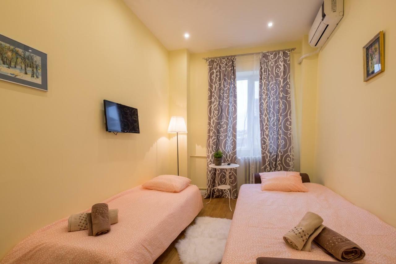 Modern 2 Bedroom Apartment Next To Vitosha Str. Σόφια Εξωτερικό φωτογραφία