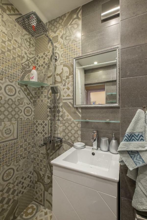 Modern 2 Bedroom Apartment Next To Vitosha Str. Σόφια Εξωτερικό φωτογραφία
